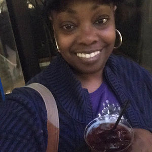 Meet your Posher, Angie